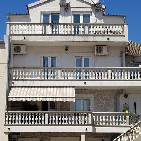 Apartments Goga Vodice Bagian luar foto