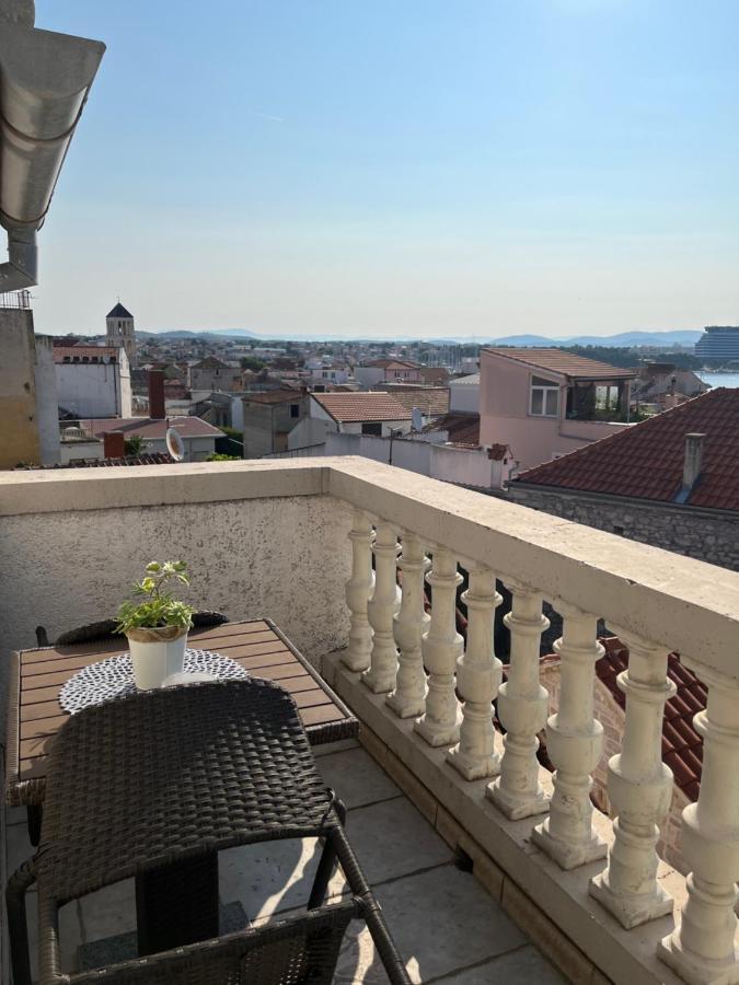 Apartments Goga Vodice Bagian luar foto