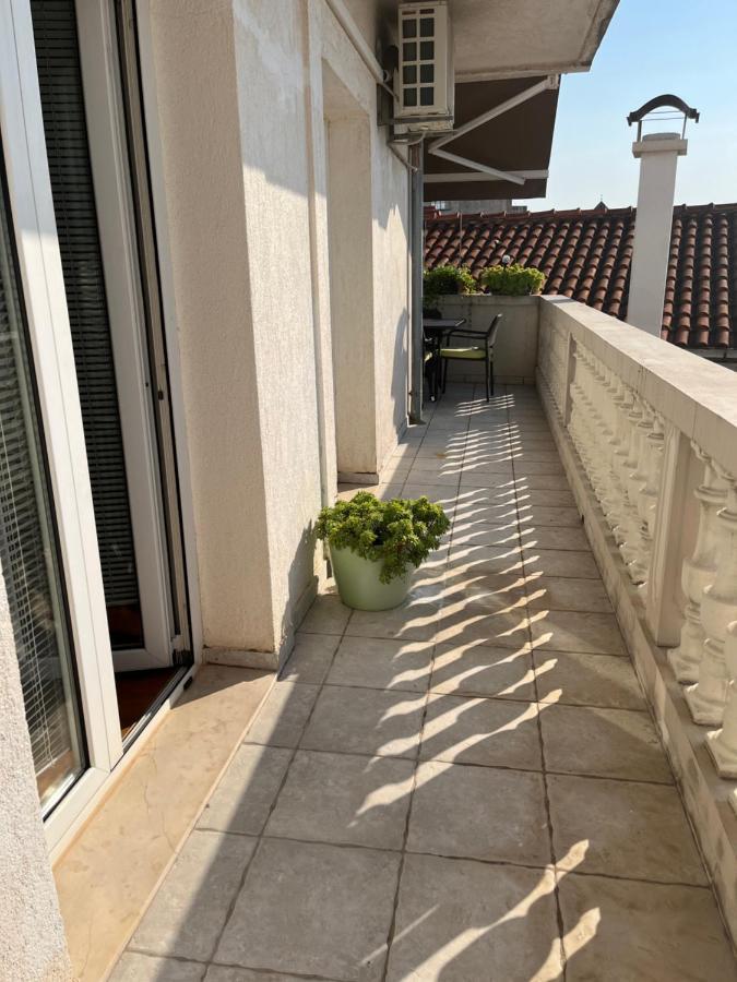 Apartments Goga Vodice Bagian luar foto
