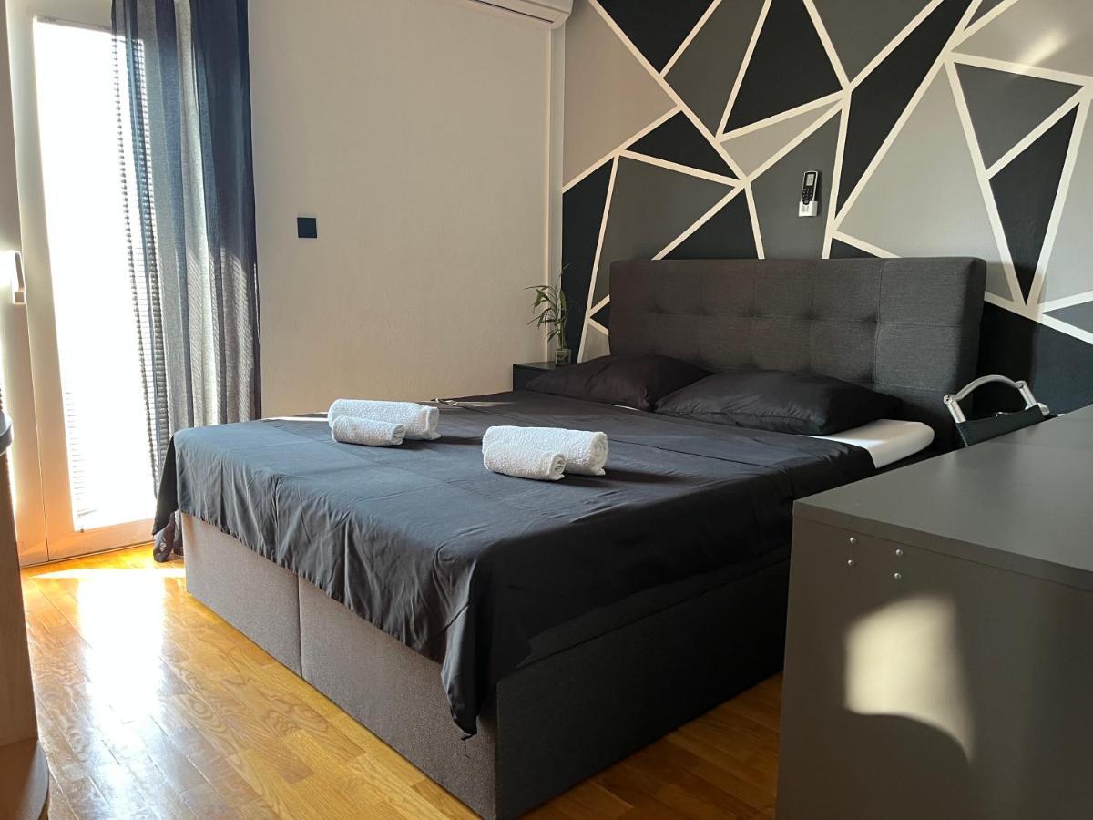 Apartments Goga Vodice Bagian luar foto