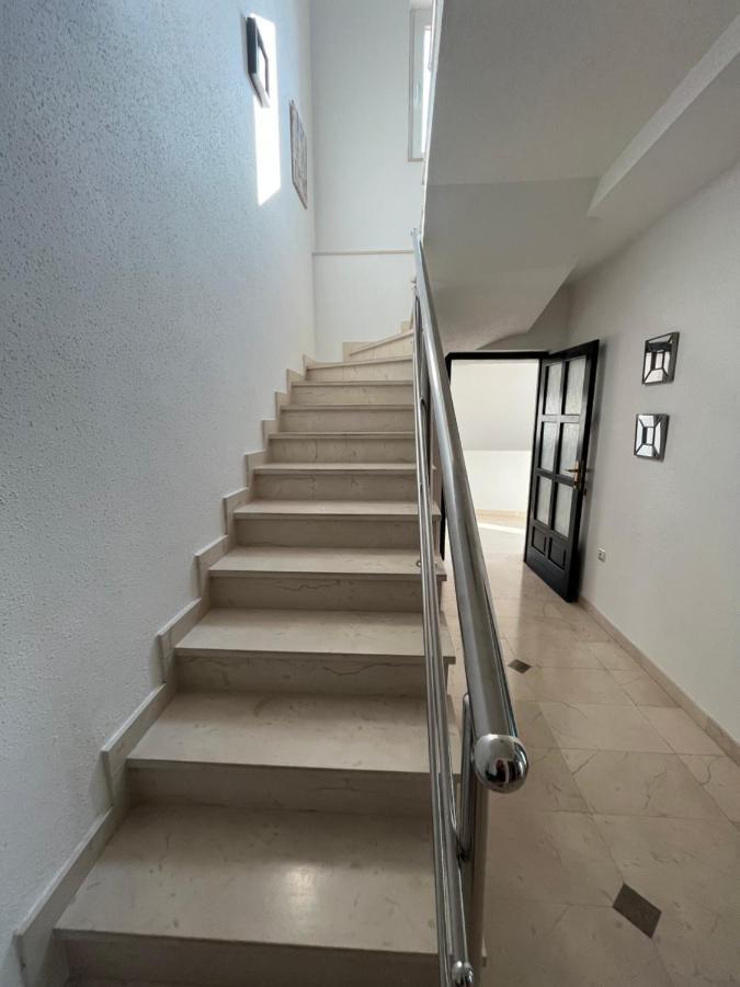 Apartments Goga Vodice Bagian luar foto
