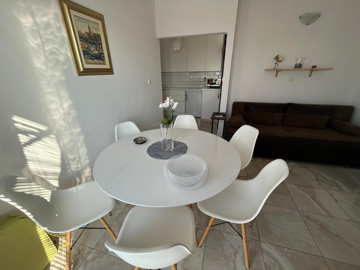 Apartments Goga Vodice Bagian luar foto