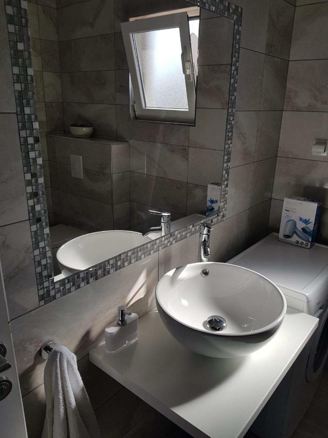 Apartments Goga Vodice Bagian luar foto